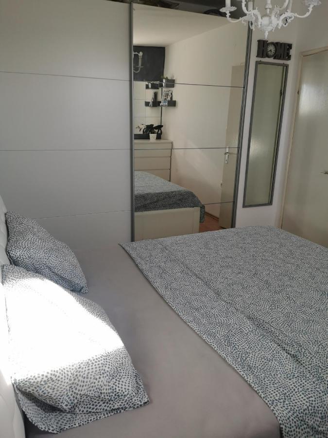 Kenzo Apartment Senj  Exteriör bild