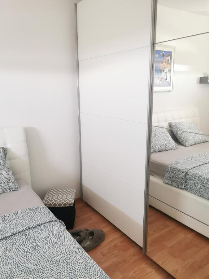 Kenzo Apartment Senj  Exteriör bild